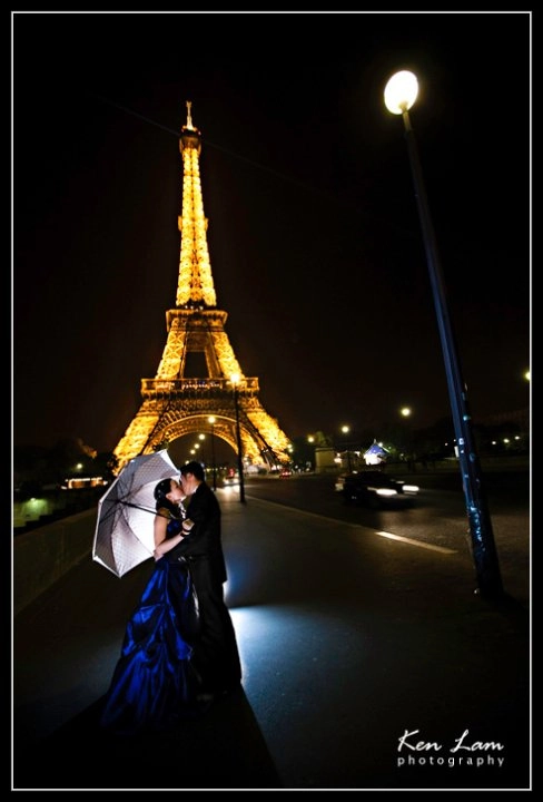 Paris Pre-Wedding Photographer