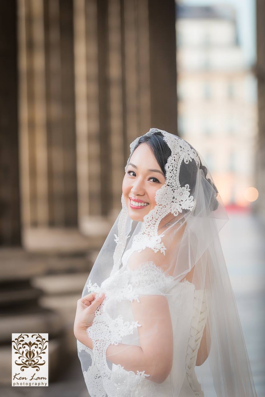 Wedding photographer in Paris